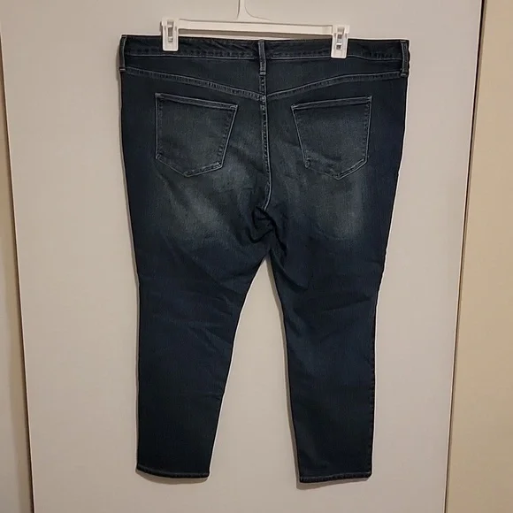 Universal Thread Jeans - Picture 3 of 3